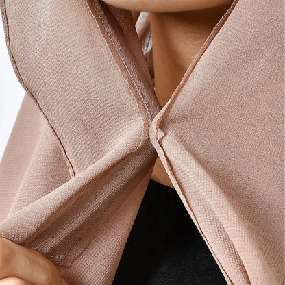 حجاب راقي بلمسات مغناطيسية بدون دبابيس – خفيف، أنيق وسهل الارتداء